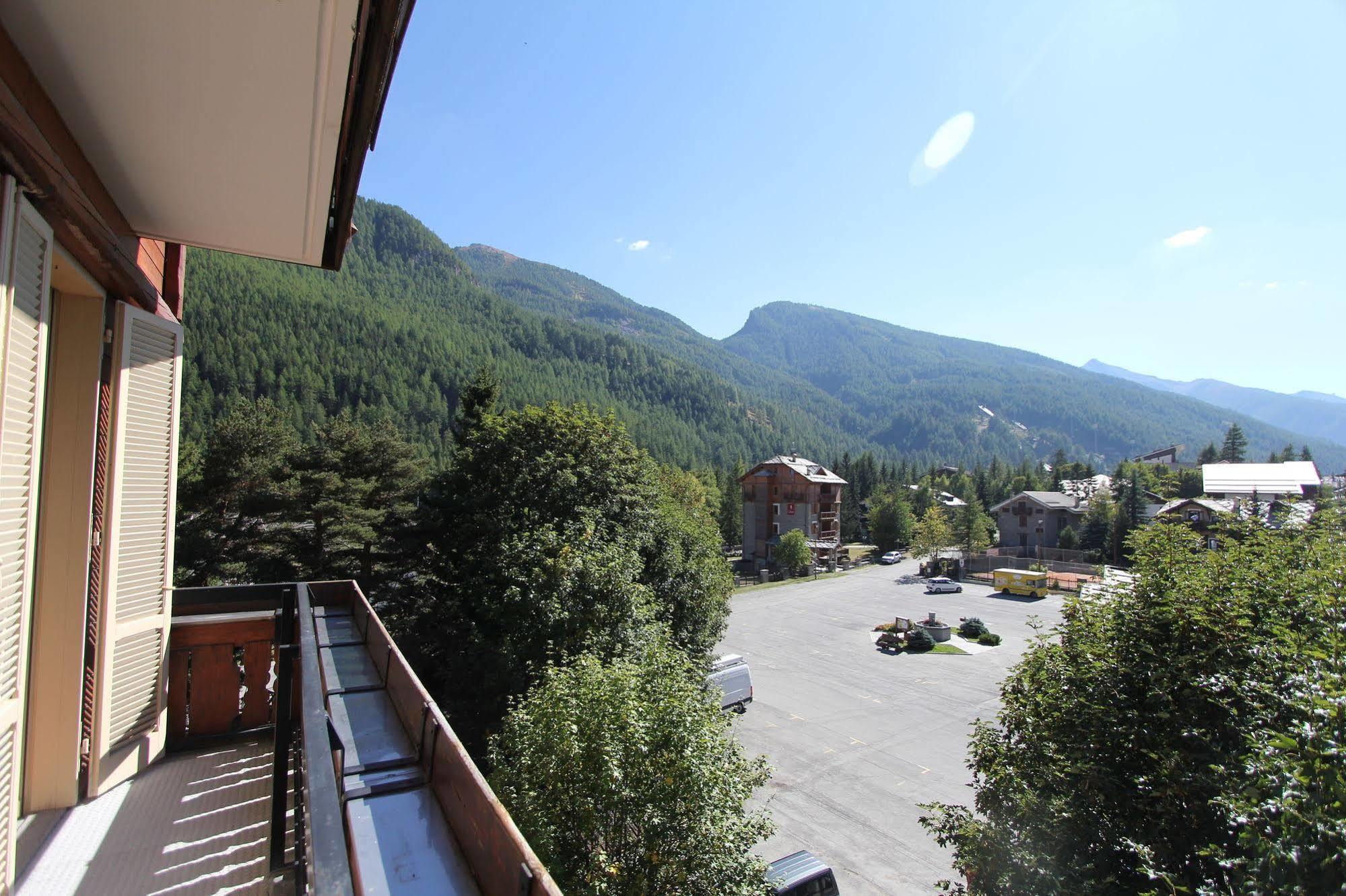 Residence Albergian Pragelato Dış mekan fotoğraf